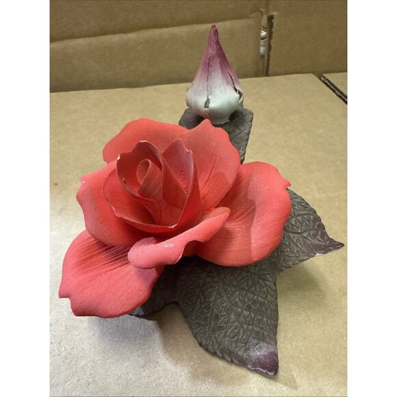 Vintage Capodimonte Porcelain Red Rose Figurine Handmade Floral Sculpture Italy - Picture 6 of 9